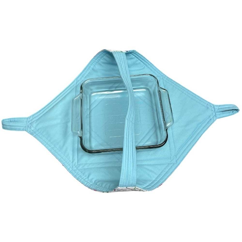 Hand Crafted Casserole Carrier Small Quilted Reversible Pie Plate Carrier - Picture 12 of 14